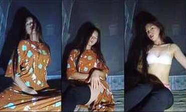 Bocil Cantik Dari Manado Main Jari Gelap-gelapan