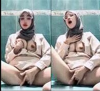 Abg Viral Jilbab Manis Di Bayar VC Di Kamar Mandi