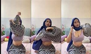Ukhti Hijab Cantik Tutorial Unboxing Dari Atas Sampai Bawah