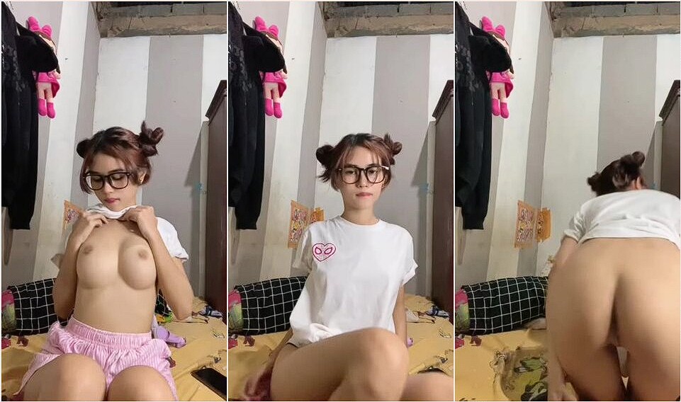 Viral Janda Muda Cantik Kacamata Betah Di Kamar