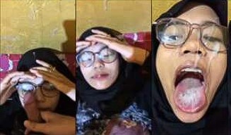 Nonton TV Deraanjela Ukhti Cantik Keluar Di Muka Film HD Terbaru