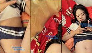 Kompilasi Clip Dera Anjela Abg Yang Sibuk Main HP Saat Belajar Wiwik