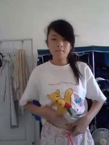 Viral Bocil Baju Kaos Winnie The Pooh Top Trending 2025